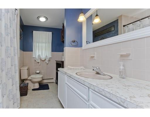 44 Emerson Street Springfield, MA 01118 - Photo 16 of 25