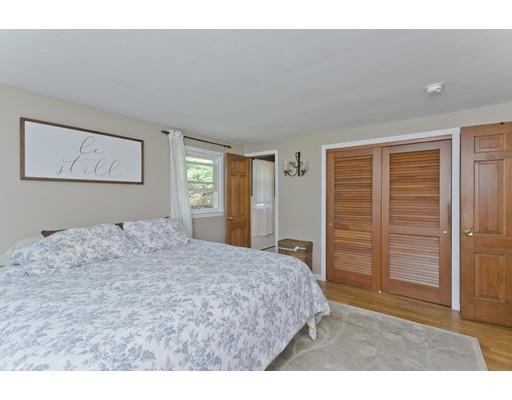 44 Emerson Street Springfield, MA 01118 - Photo 19 of 25
