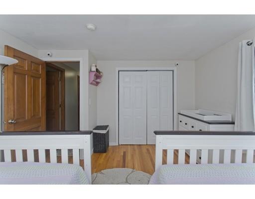 44 Emerson Street Springfield, MA 01118 - Photo 23 of 25