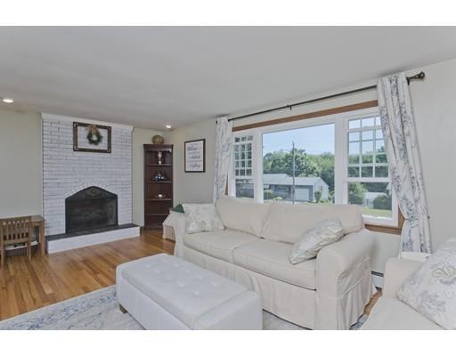 44 Emerson Street Springfield, MA 01118 - Photo 5 of 25