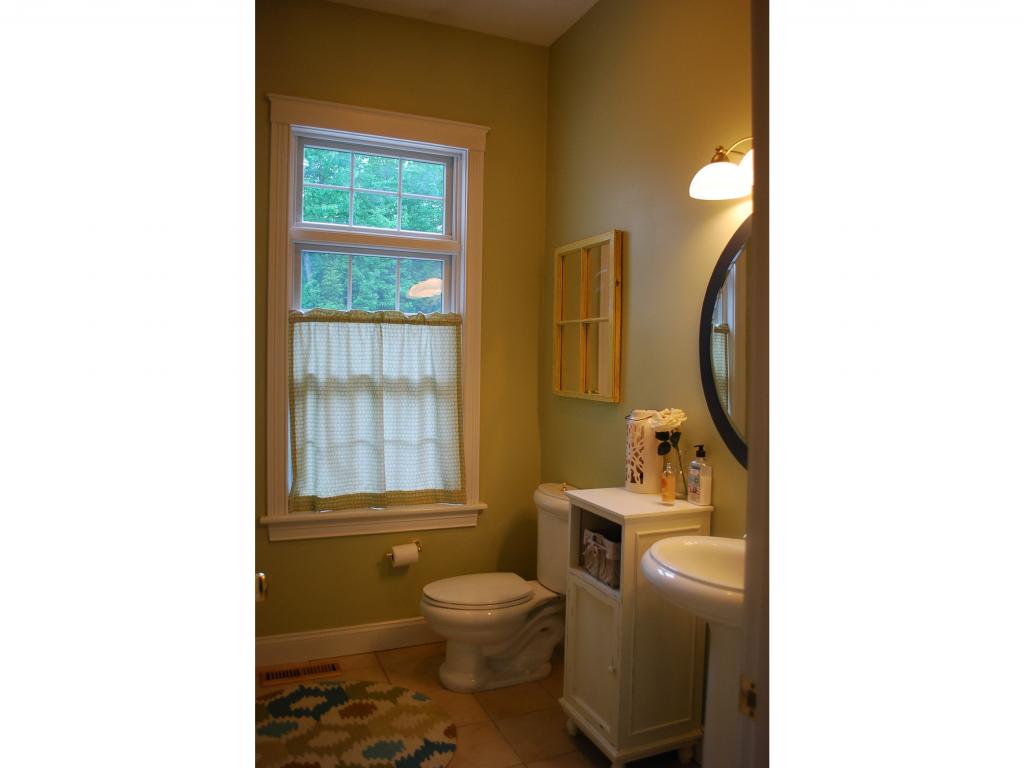 105 Sherborne Road Barrington, NH 03825 - Photo 14 of 36