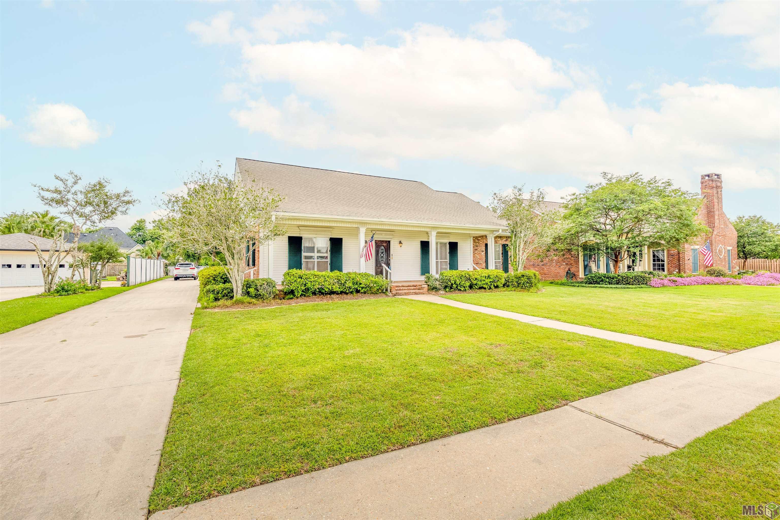 217 Tiger Tail Road Houma, LA 70360 - Photo 2 of 23 Gallery Image 2