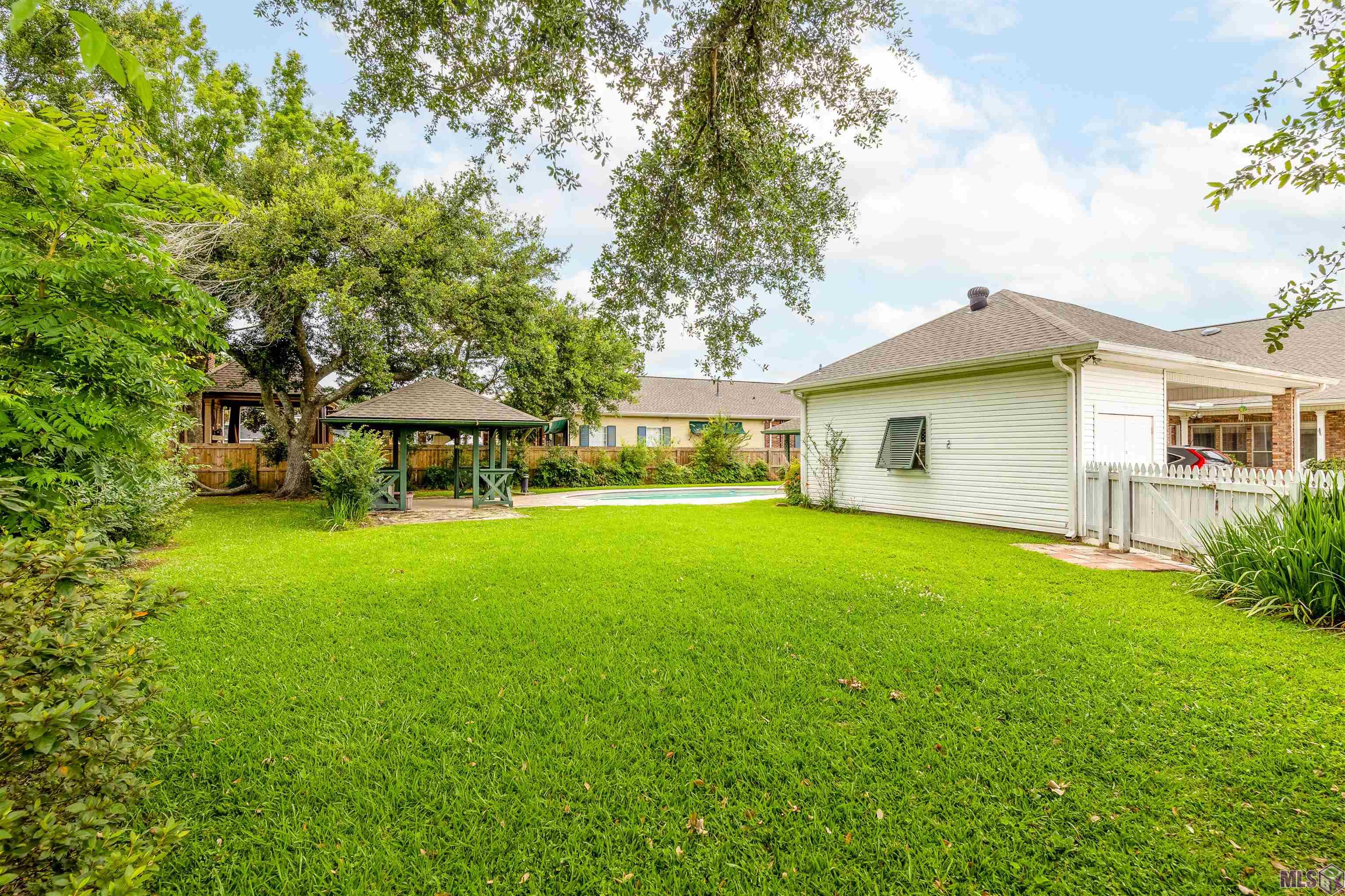217 Tiger Tail Road Houma, LA 70360 - Photo 6 of 23 Gallery Image 6