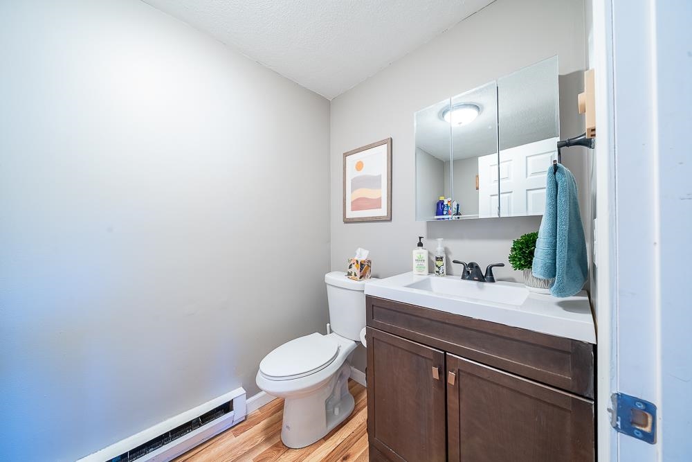 4 Stonegate Lane, Unit 4 Derry, NH 03038 - Photo 15 of 23