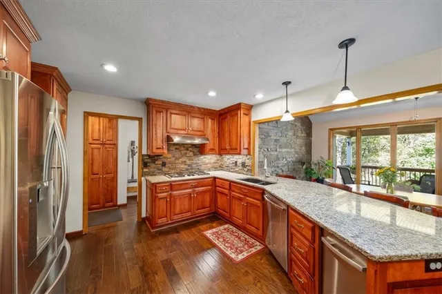 $759,000 | 26104 East 99th Street, Lee's Summit, MO 64086