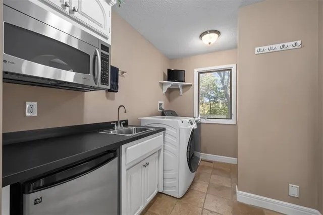 $759,000 | 26104 East 99th Street, Lee's Summit, MO 64086