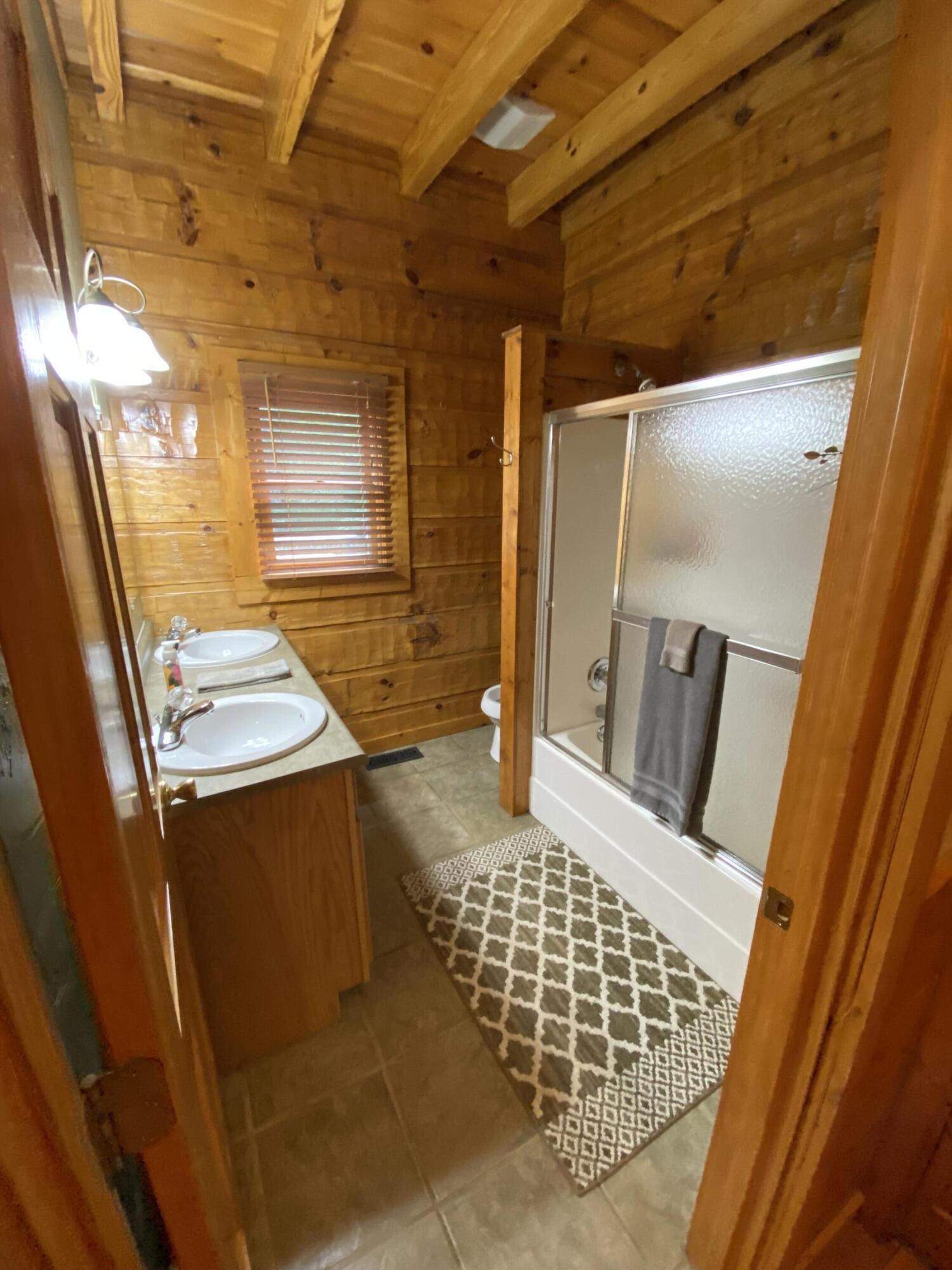 654 Retreat Road Jamestown, TN 38556 - Photo 23 of 39 IMG_4090