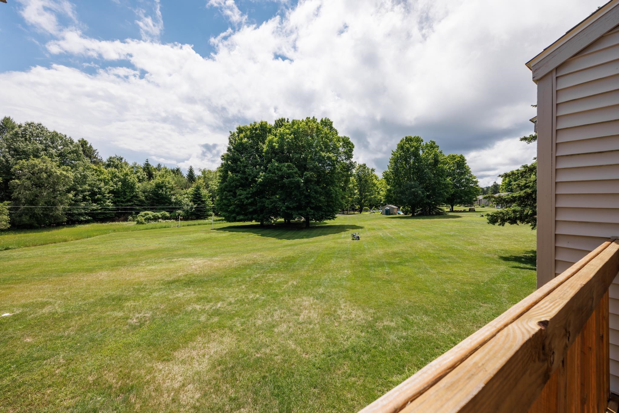 11255 East Fort Road, Unit E2 Suttons Bay, MI 49682 - Photo 16 of 49