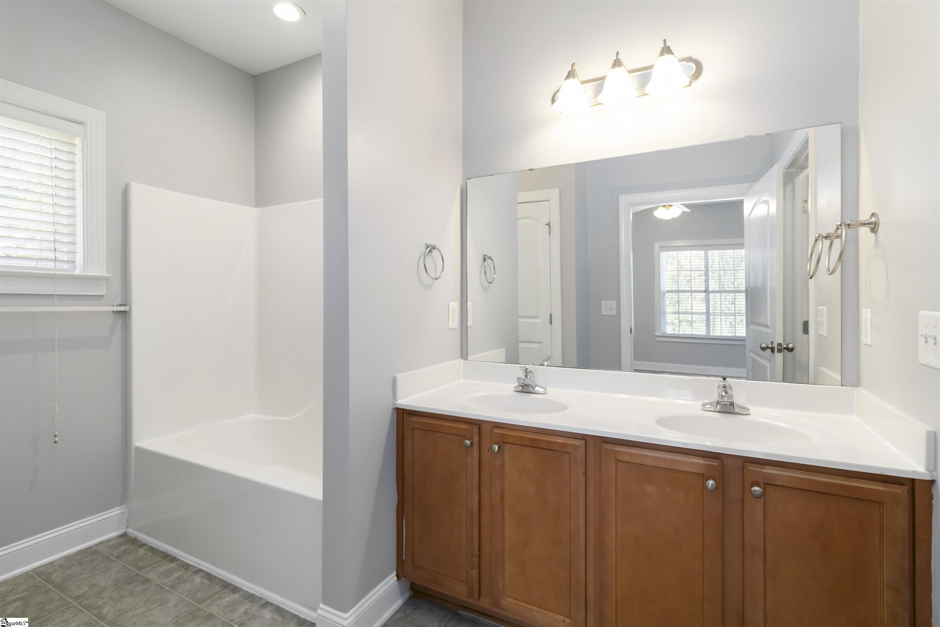 356 Easterlin Way Greenville, SC 29607 - Photo 28 of 43