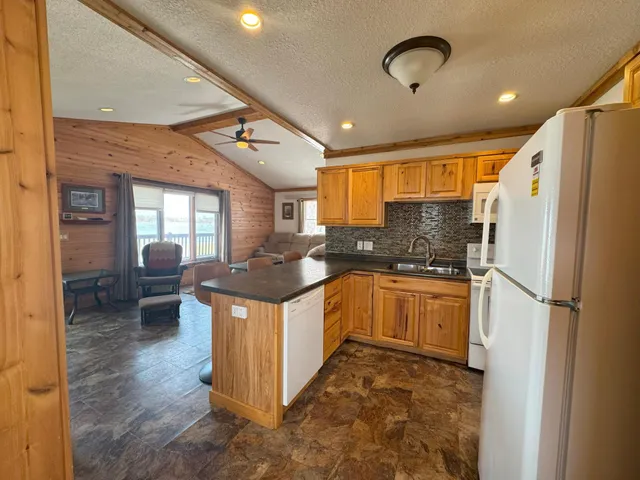 $795,000 | 13150 Maple Cir Drive Southeast, Glenwood, MN 56334