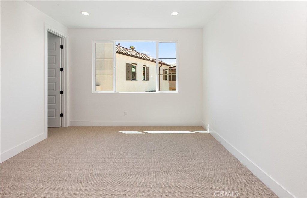 150 Bridle Drive Burbank, CA 91506 - Photo 32 of 36 a view of an empty room with a window