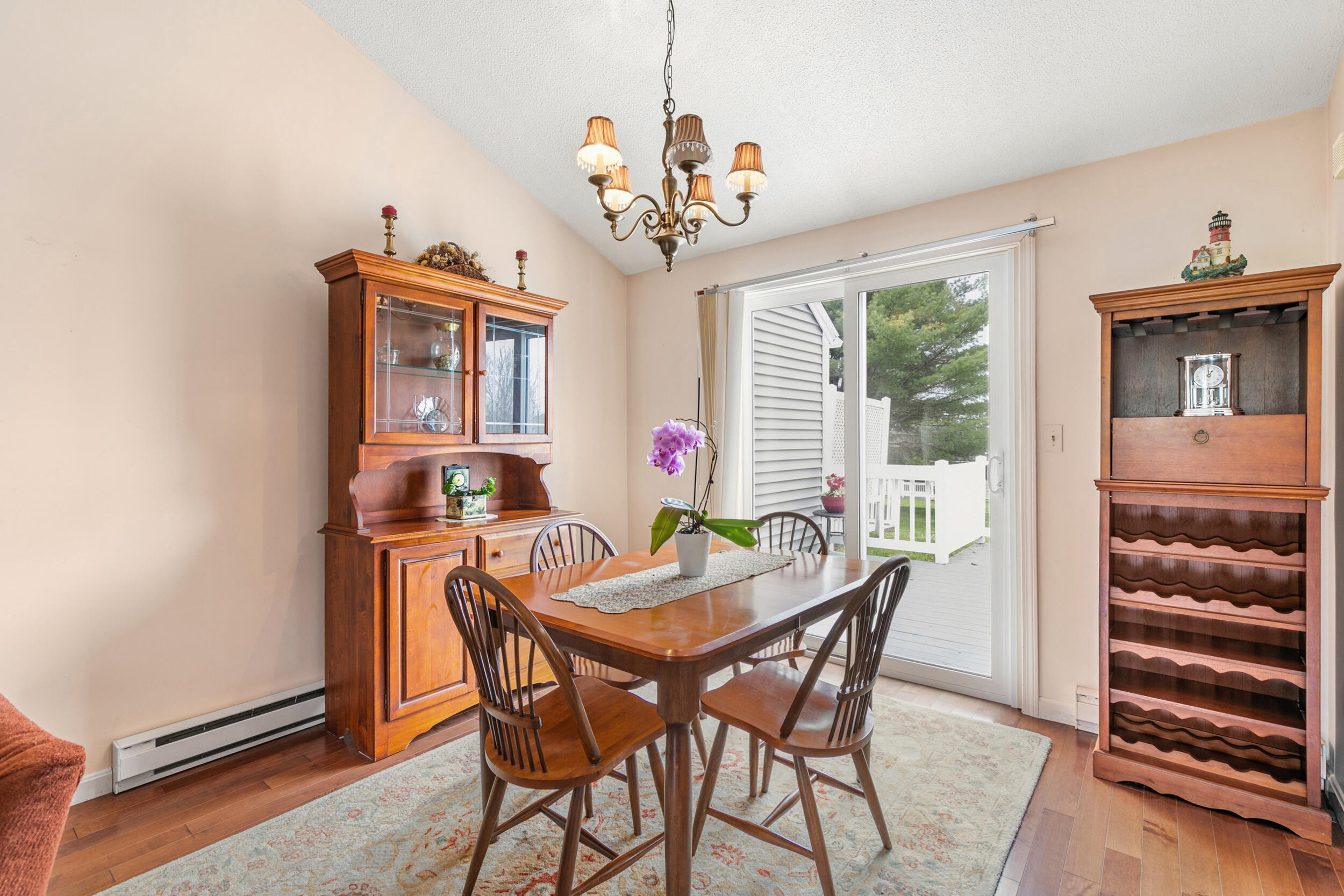 13 Colonial Way, Unit 13 Auburn, ME 04210 - Photo 5 of 24 Dining Area