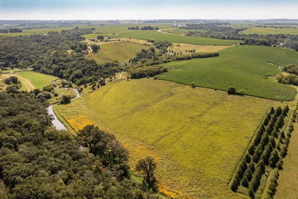 $1,050,000 | 8 Spring Grove, Mabel, MN 55954