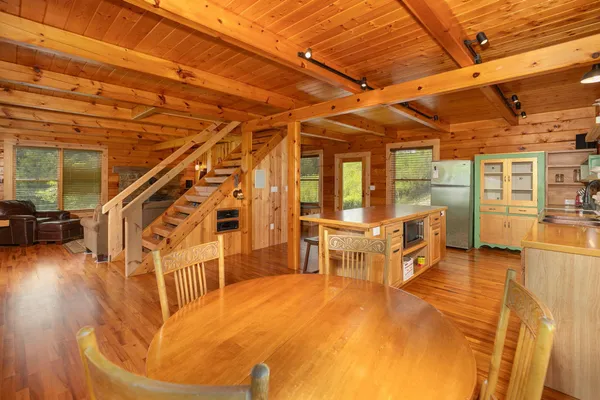 $1,050,000 | 8 Spring Grove, Mabel, MN 55954