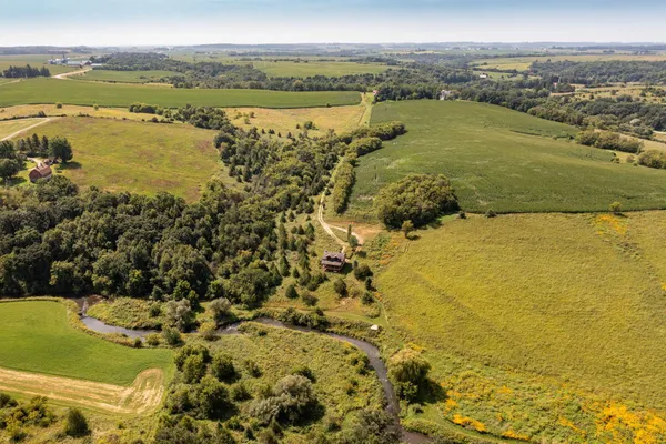 $1,050,000 | 8 Spring Grove, Mabel, MN 55954