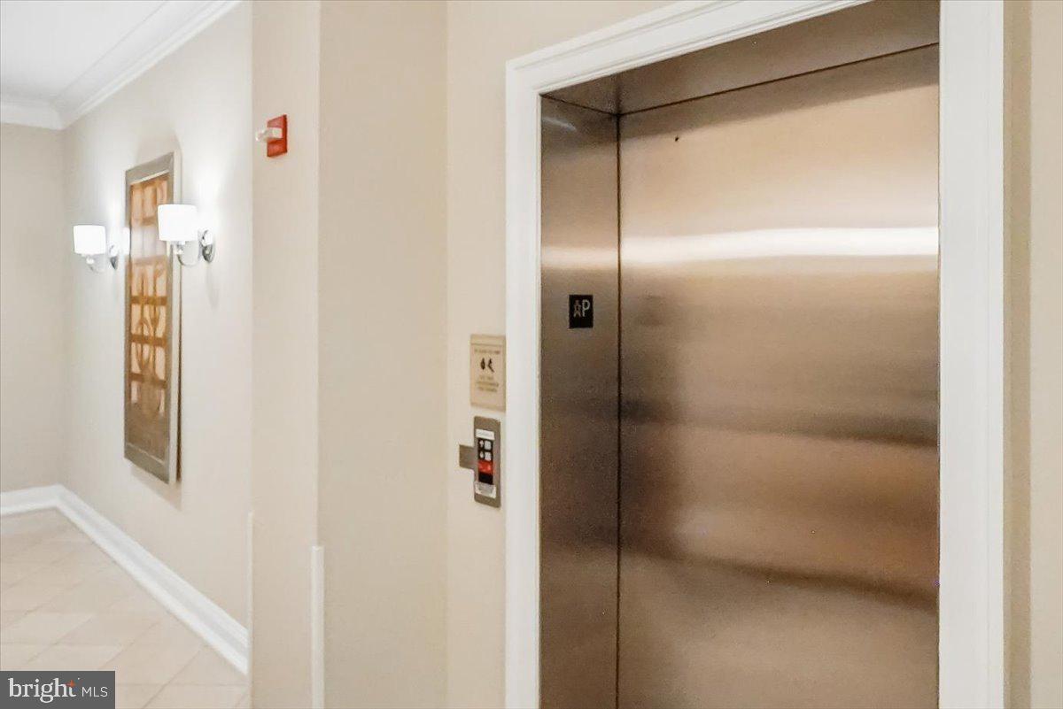 12000 Market Street, Unit 286 Reston, VA 20190 - Photo 25 of 39 This is an elevator building