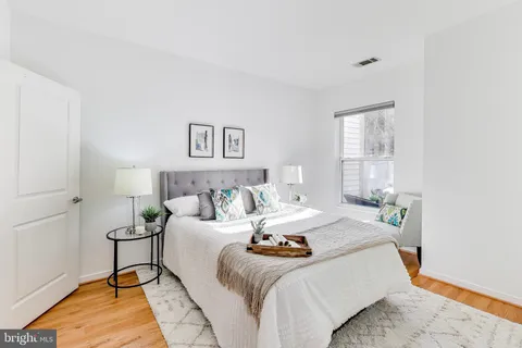 $320,000 | 8045 Newell Street, Unit 121, Silver Spring, MD 20910