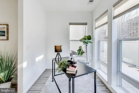 $320,000 | 8045 Newell Street, Unit 121, Silver Spring, MD 20910