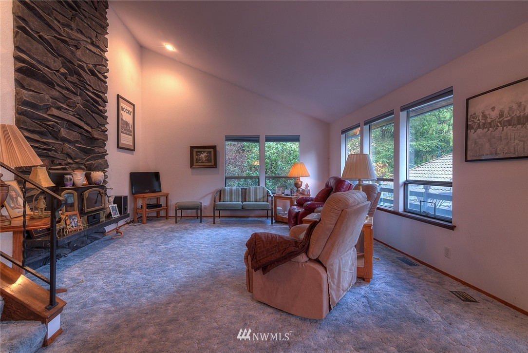 14950 Fagerud Road Southeast Olalla, WA 98359 - Photo 7 of 25 Gallery Image 7