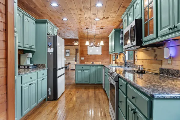 $600,000 | 161-155 Cherokee Ridge Drive, Ocoee, TN 37361