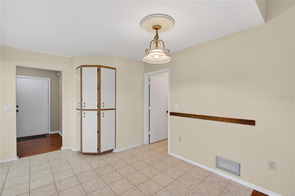 5852 Lincoln Road Venice, FL 34293 - Photo 15 of 61