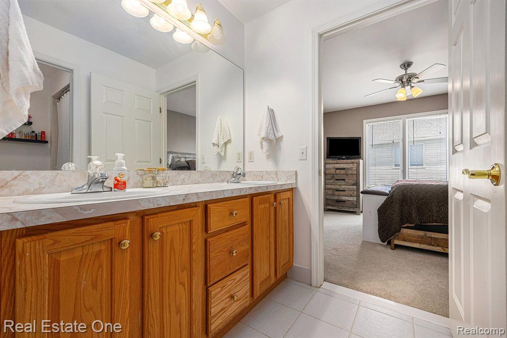 1259 Tulberry Circle Rochester, MI 48306 - Photo 21 of 30 Gallery Image 21