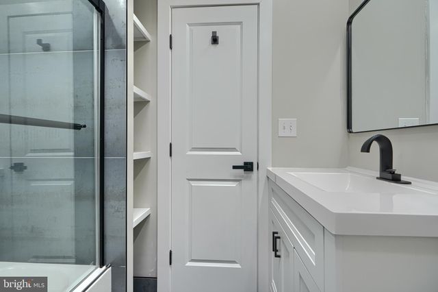 $840,000 | 11 Evarts Street Northeast, Washington, DC 20002