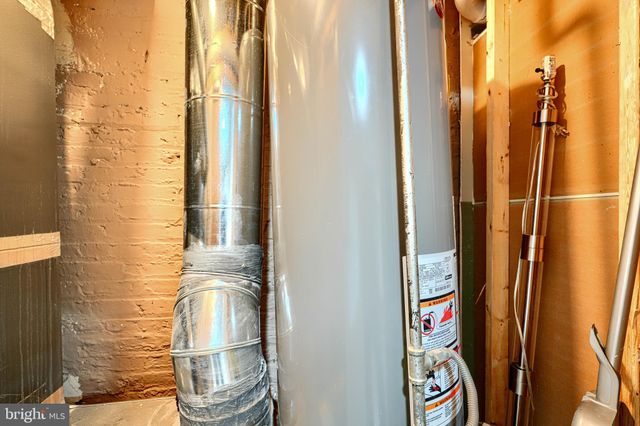 $840,000 | 11 Evarts Street Northeast, Washington, DC 20002