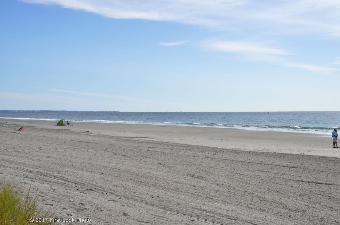 7 Middle Road Narragansett, RI 02882 - Photo 16 of 25