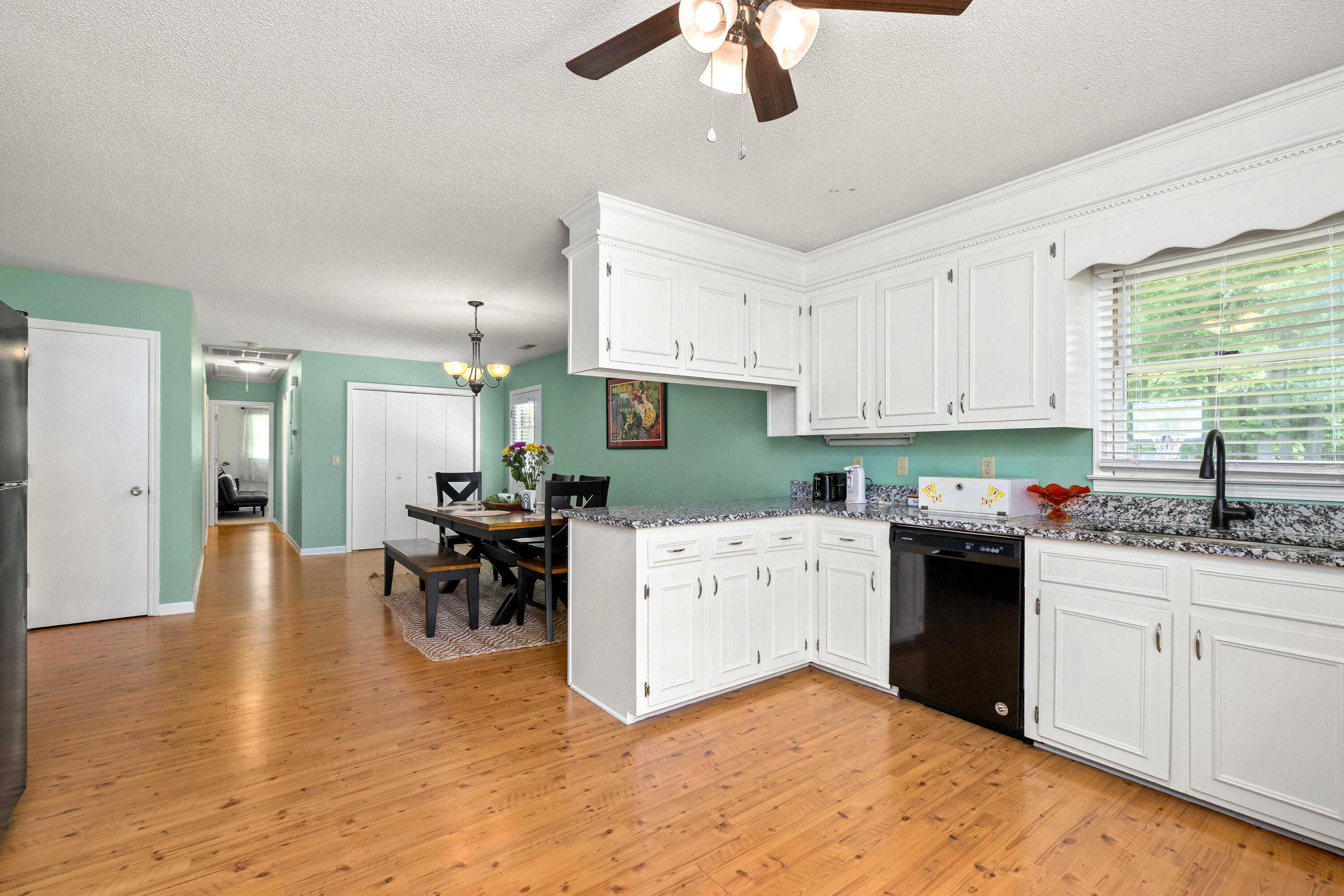 4385 Muriel Street Sumter, SC 29154 - Photo 9 of 40 29