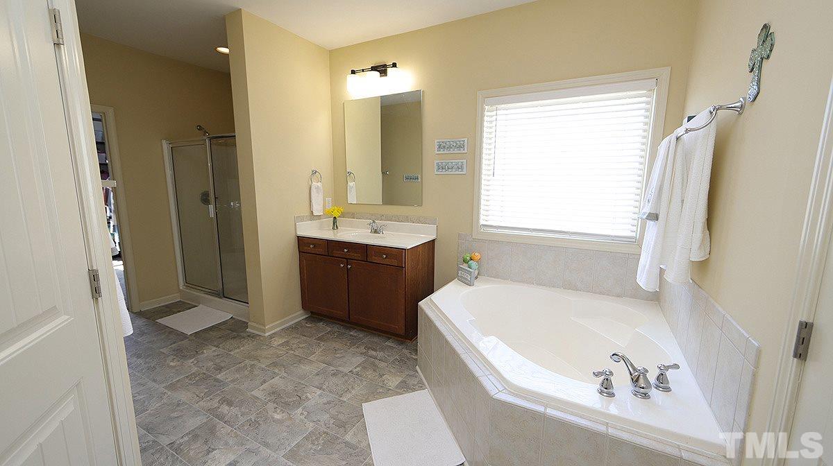 2913 Landing Falls Lane Raleigh, NC 27616 - Photo 18 of 30 Gallery Image 18