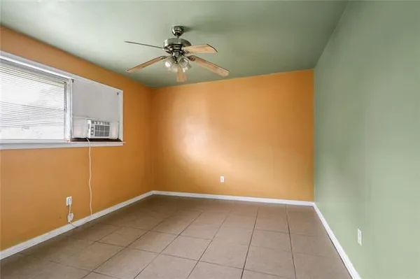 $1,350 | 5718 Dimaggio Place, Metairie, LA 70003