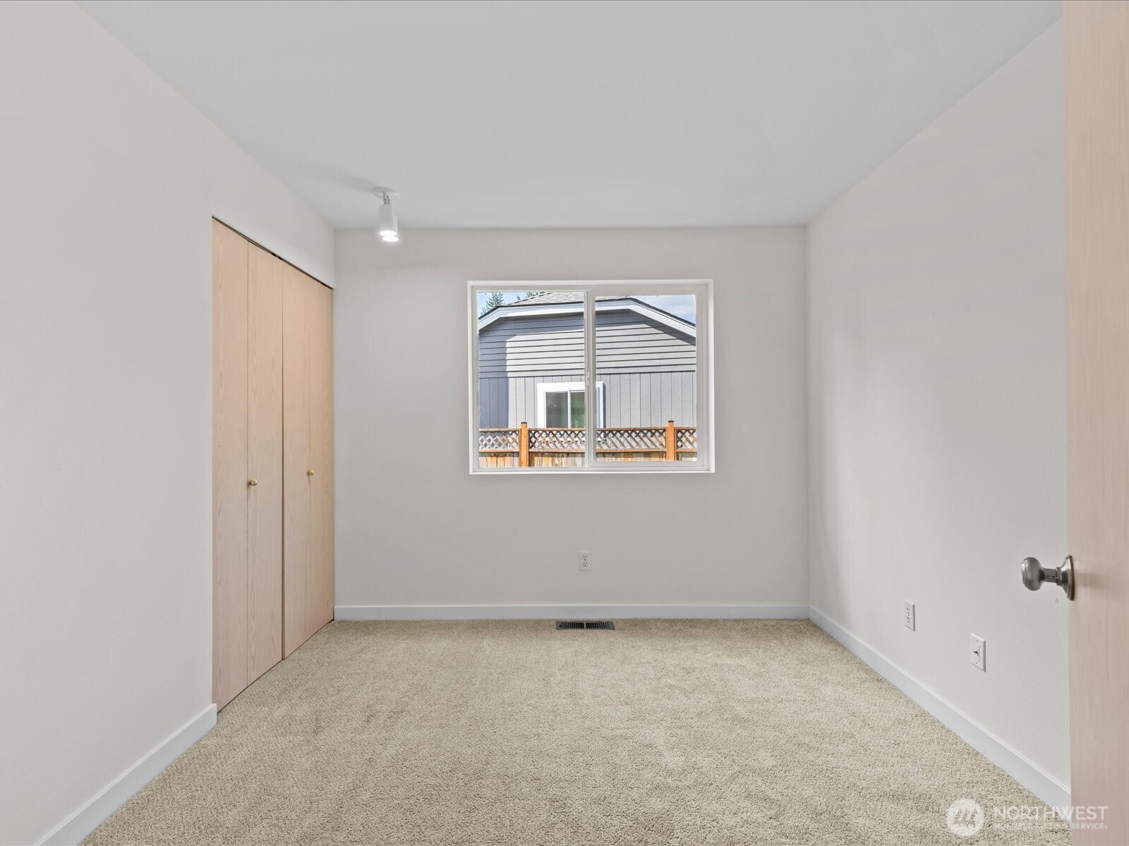 21234 Southeast 280th Street Maple Valley, WA 98038 - Photo 23 of 40