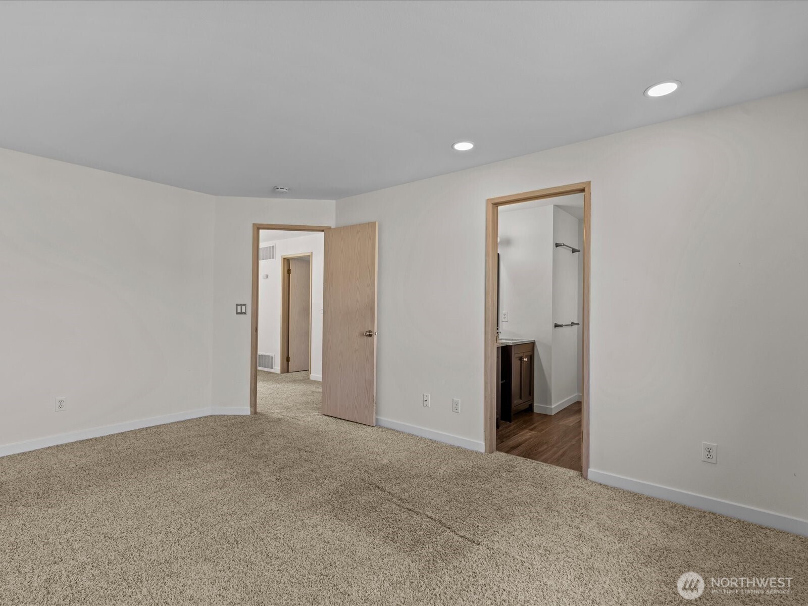 21234 Southeast 280th Street Maple Valley, WA 98038 - Photo 28 of 40