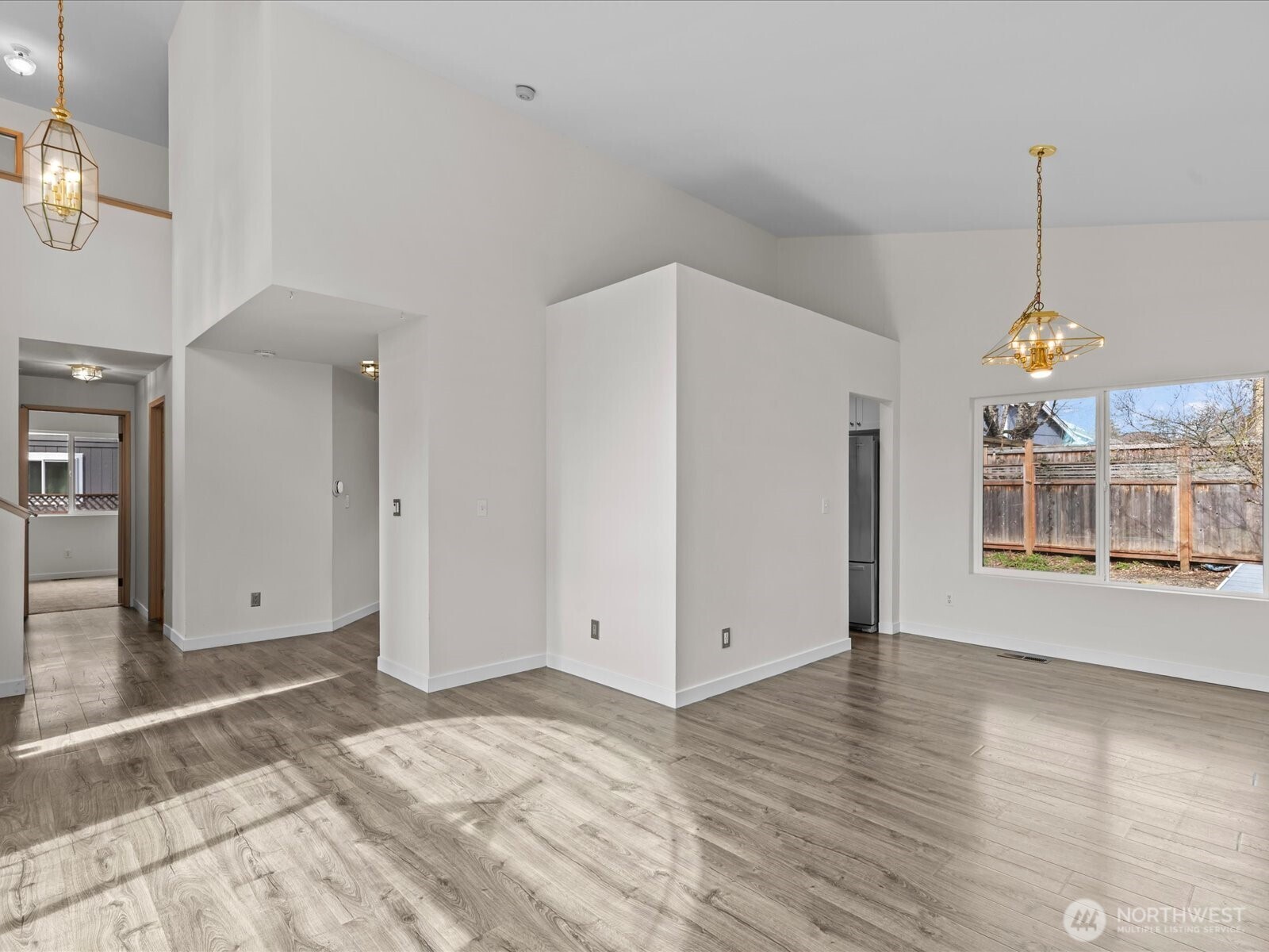 21234 Southeast 280th Street Maple Valley, WA 98038 - Photo 7 of 40