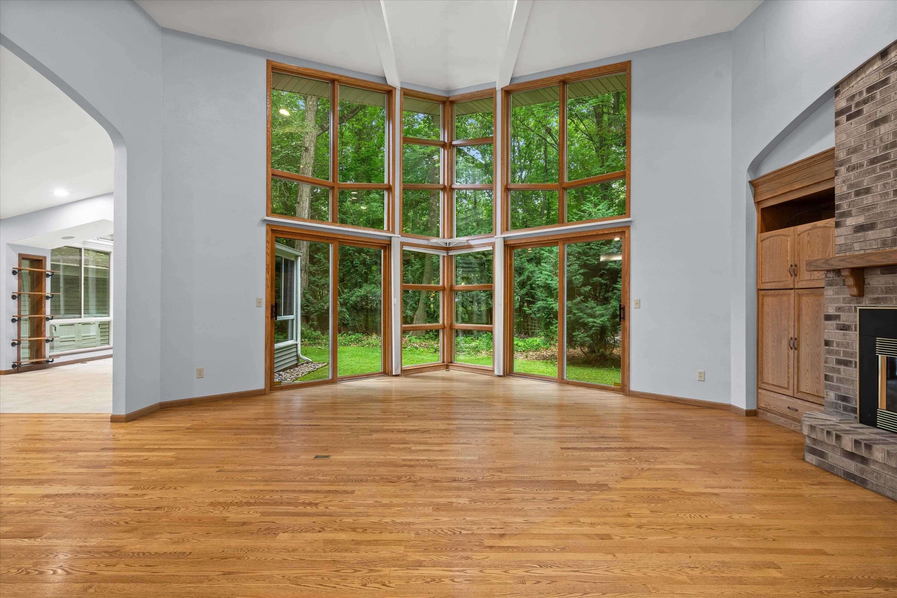 1525 South Weimar Street Appleton, WI 54915 - Photo 8 of 56 Gallery Image 8
