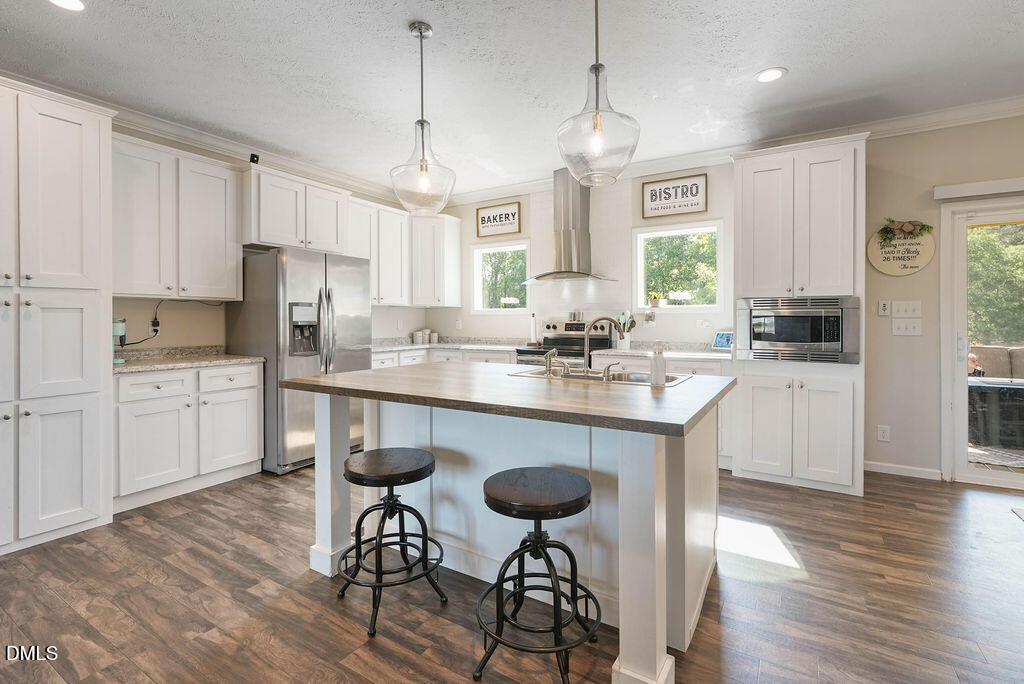 361 Camelia Road Benson, NC 27504 - Photo 10 of 41