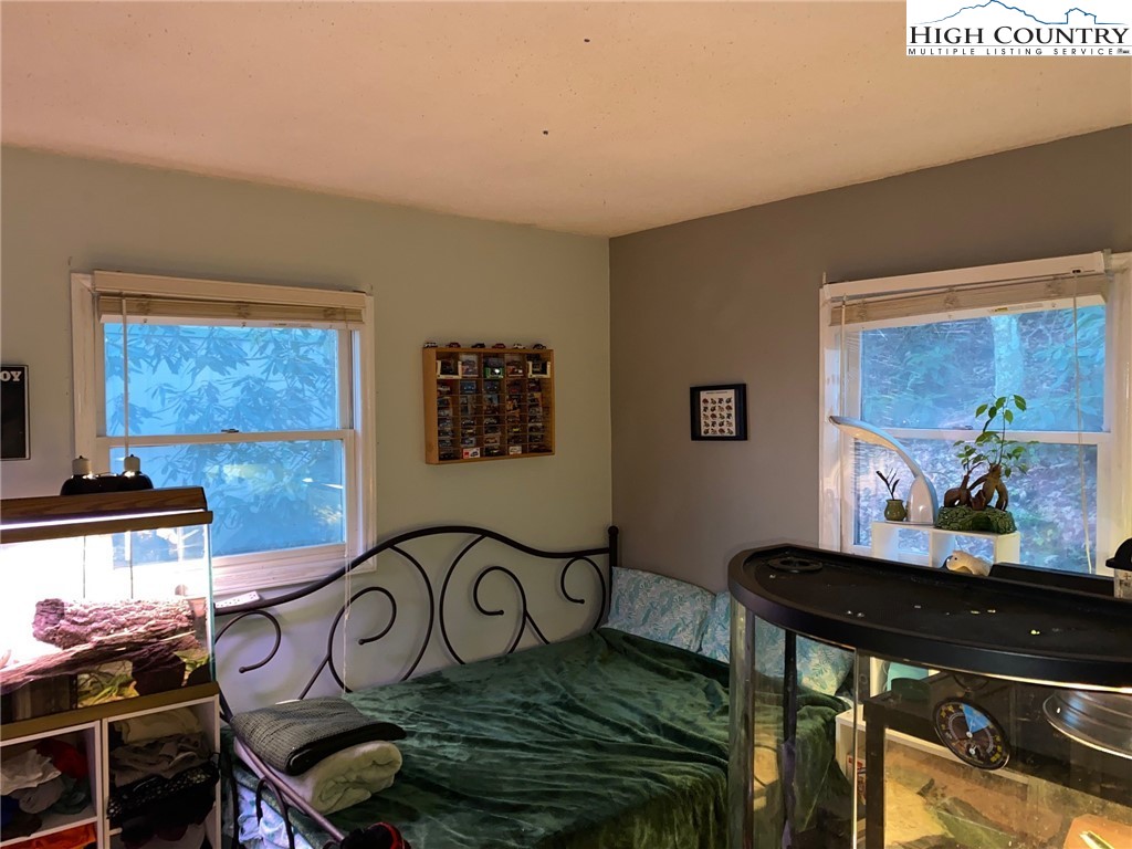 213 Hemlock Road Banner Elk, NC 28604 - Photo 6 of 7 Gallery Image 6