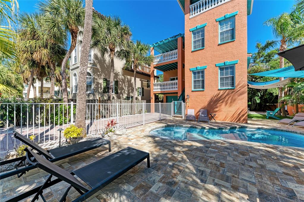 4003 5th Avenue Holmes Beach, FL 34217 - Photo 51 of 56