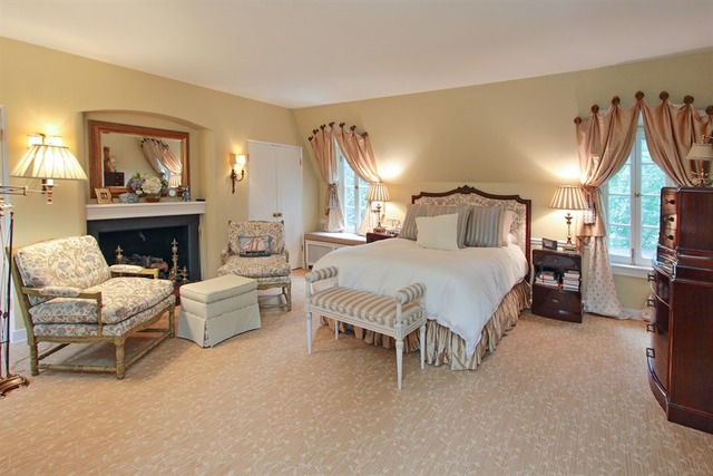 1078 Edgewood Road Lake Forest, IL 60045 - Photo 5 of 18