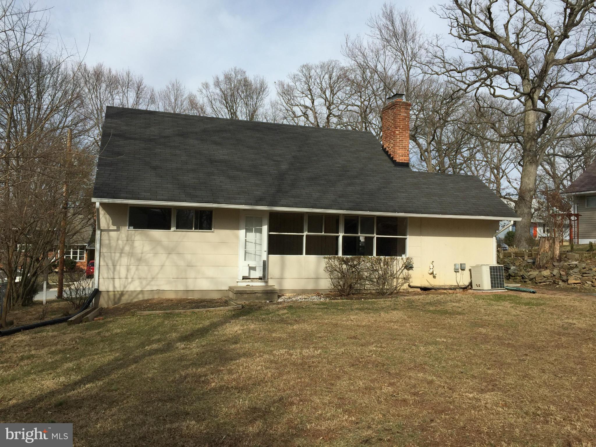 809 Bowie Road Rockville, MD 20852 - Photo 2 of 18 Exterior (Rear)