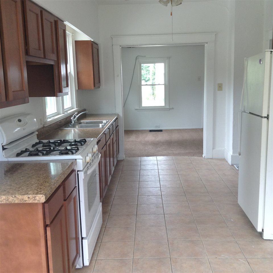 26308 Edison Road South Bend, IN 46628 - Photo 5 of 23