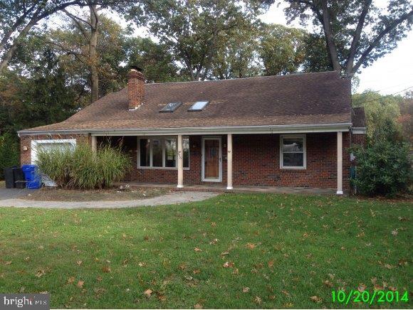 516 Henry Street Riverside, NJ 08075 - Photo 1 of 20