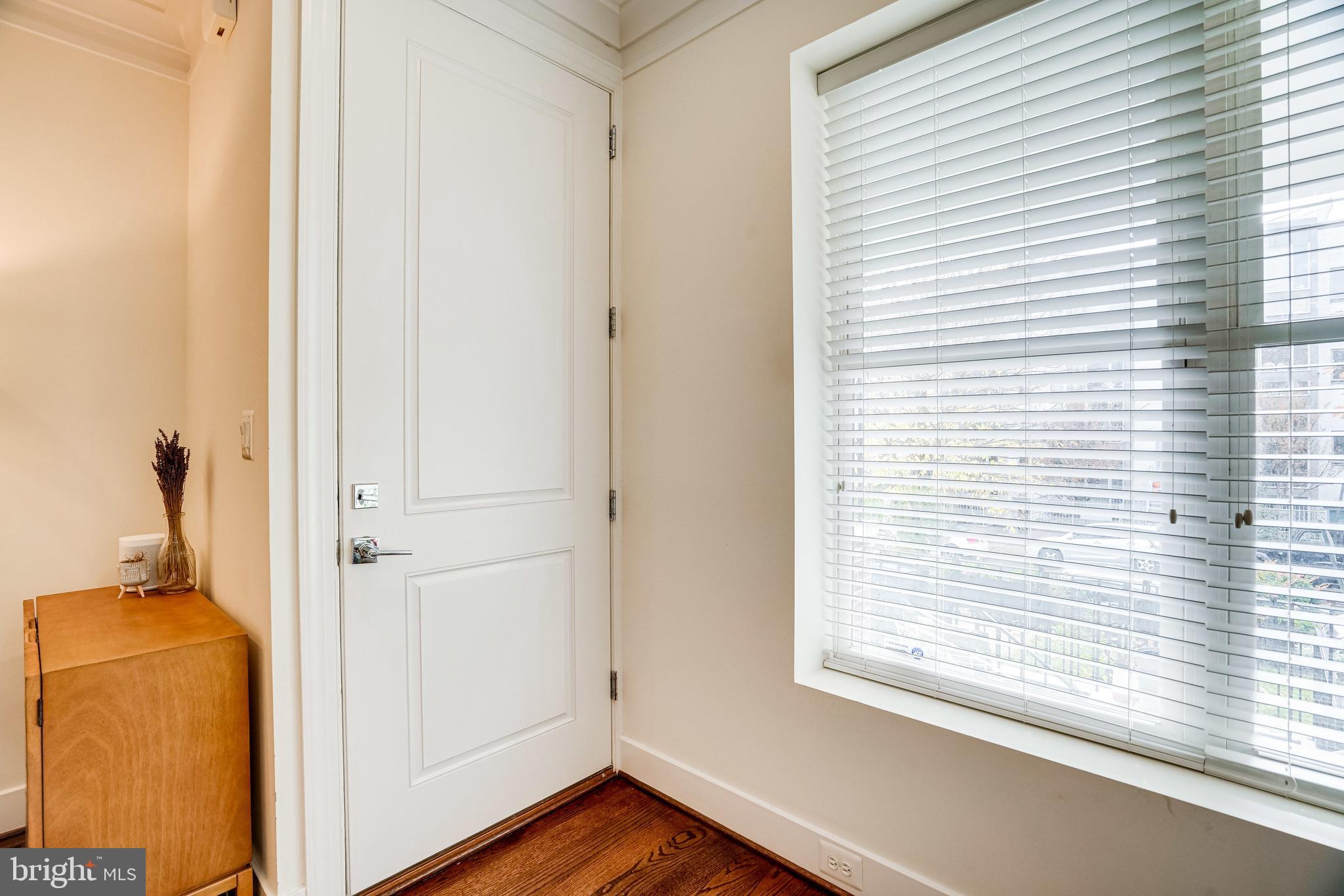 224 R Street Northeast, Unit 1 Washington, DC 20002 - Photo 5 of 36