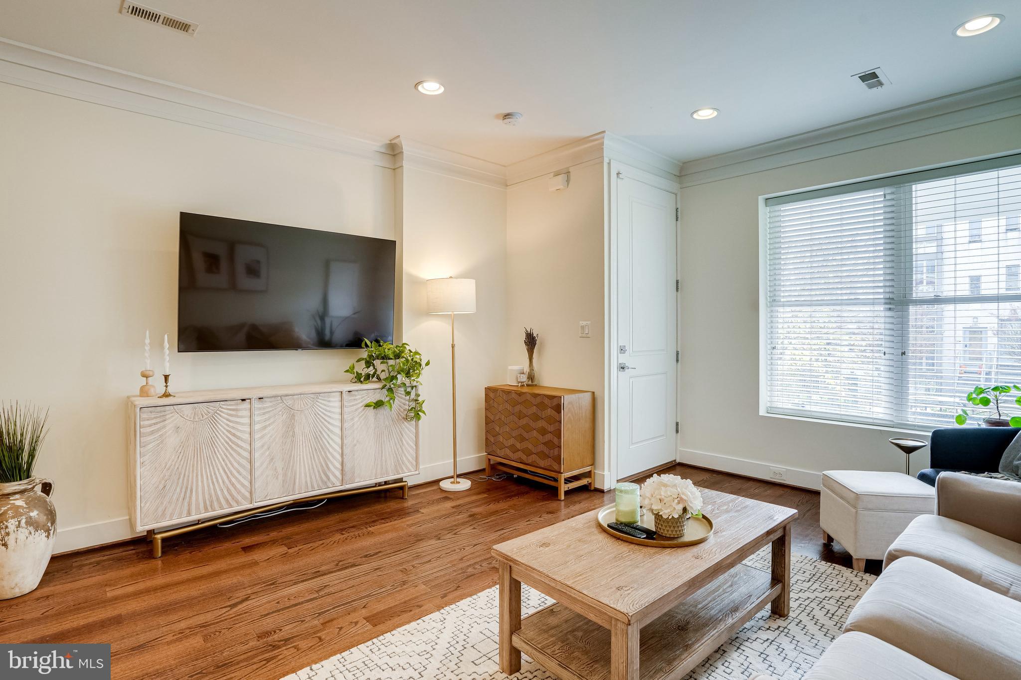 224 R Street Northeast, Unit 1 Washington, DC 20002 - Photo 6 of 36