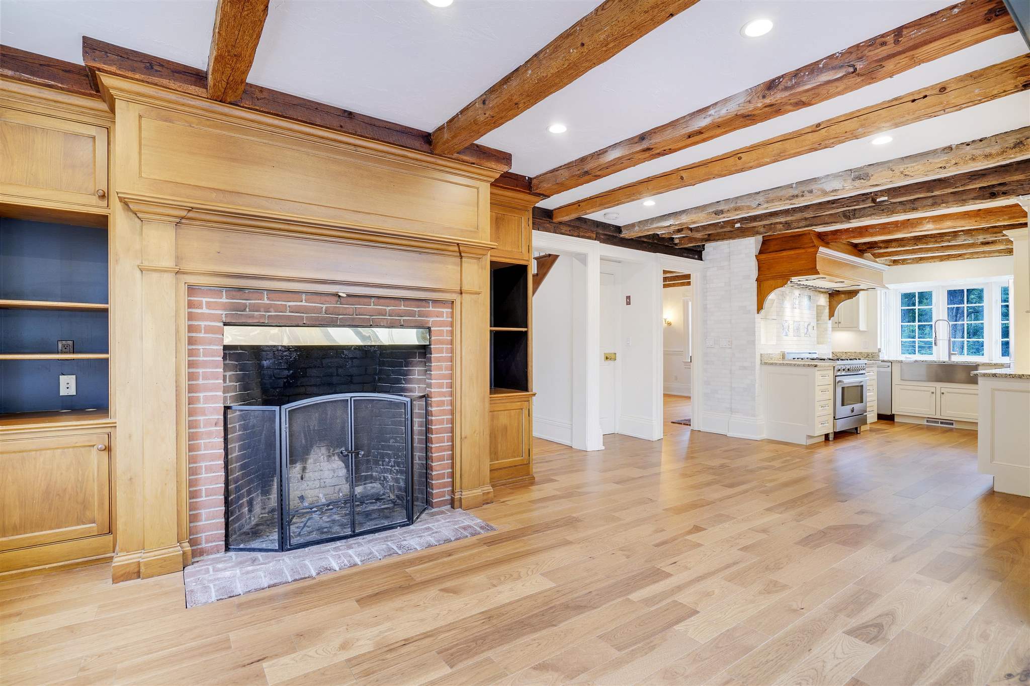 7 Emery Lane Stratham, NH 03885 - Photo 12 of 39
