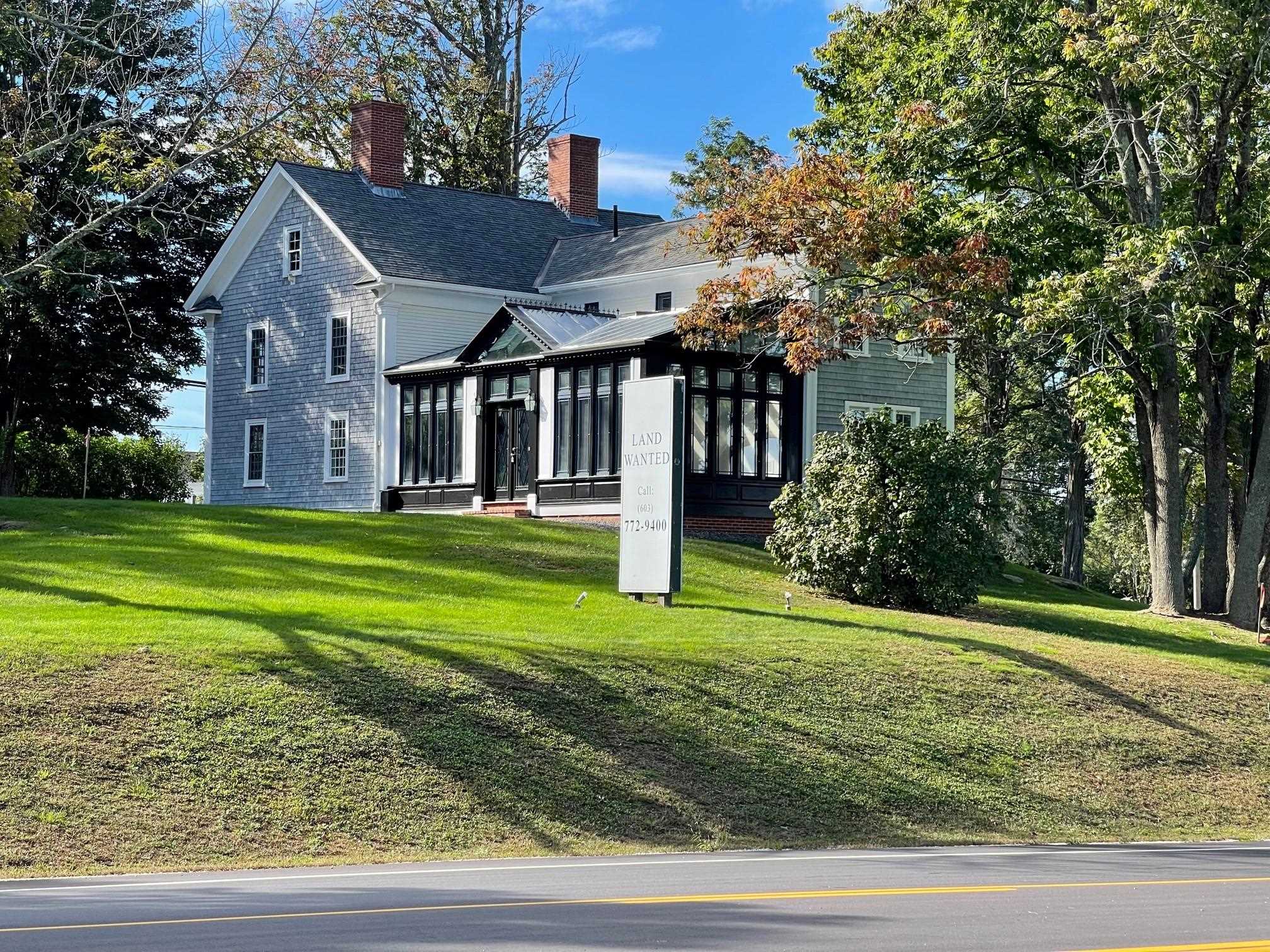 7 Emery Lane Stratham, NH 03885 - Photo 2 of 39