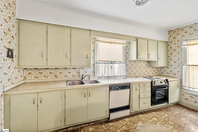 $269,000 | 312 South Catherine Street, Pickens, SC 29671