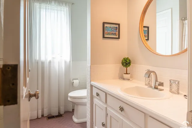 $469,900 | 2013 Camelback Drive, Lawrence, KS 66047