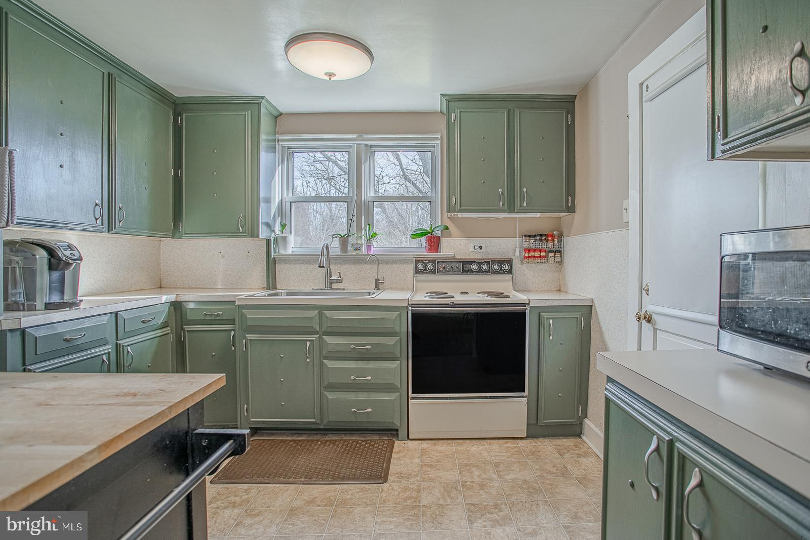 385 Zynn Road Downingtown, PA 19335 - Photo 15 of 38